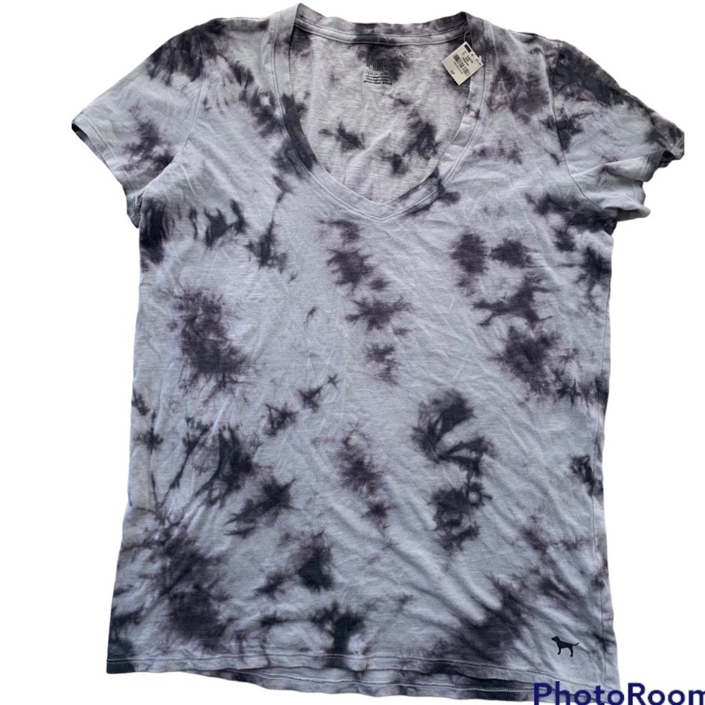 NEW Victoria’s Secret Pink shirt